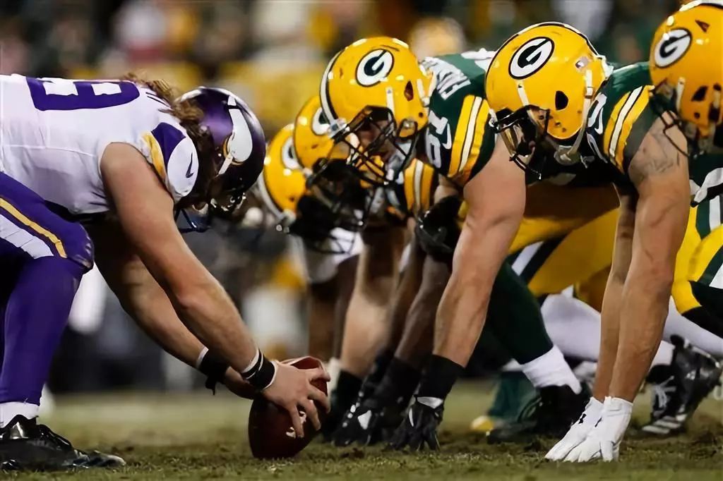 包含顶尖对阵！实力较量，火爆比拼的词条