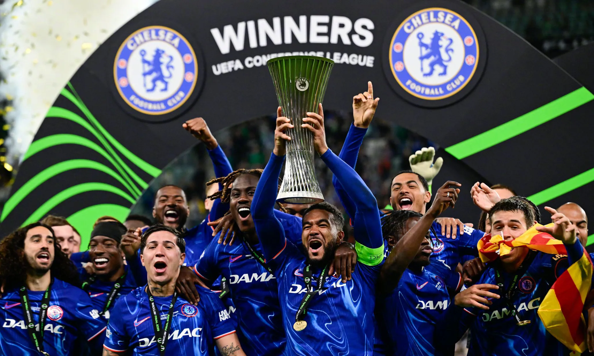 切尔西球员状态火热，精彩表现引发赞誉，将目标定格在欧冠赛场的简单介绍