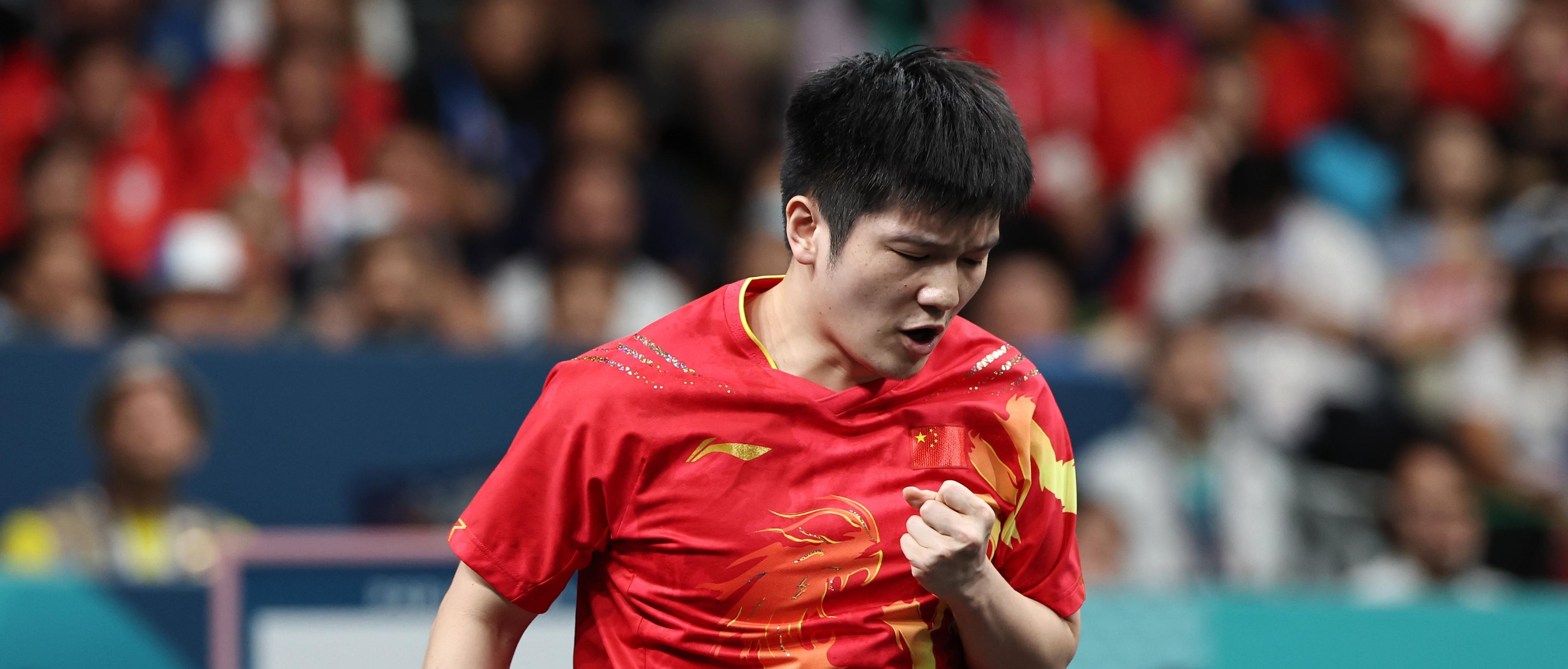 包含高强度比赛中球员们努力拼搏，取得胜利！的词条