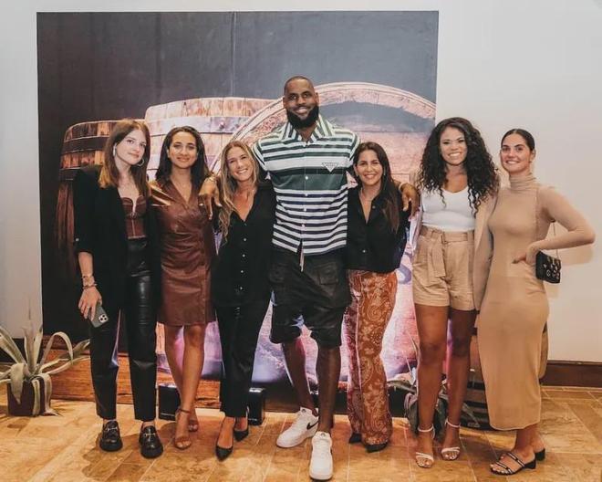 东欧强队大胜西欧球队，掀起反转风潮的简单介绍