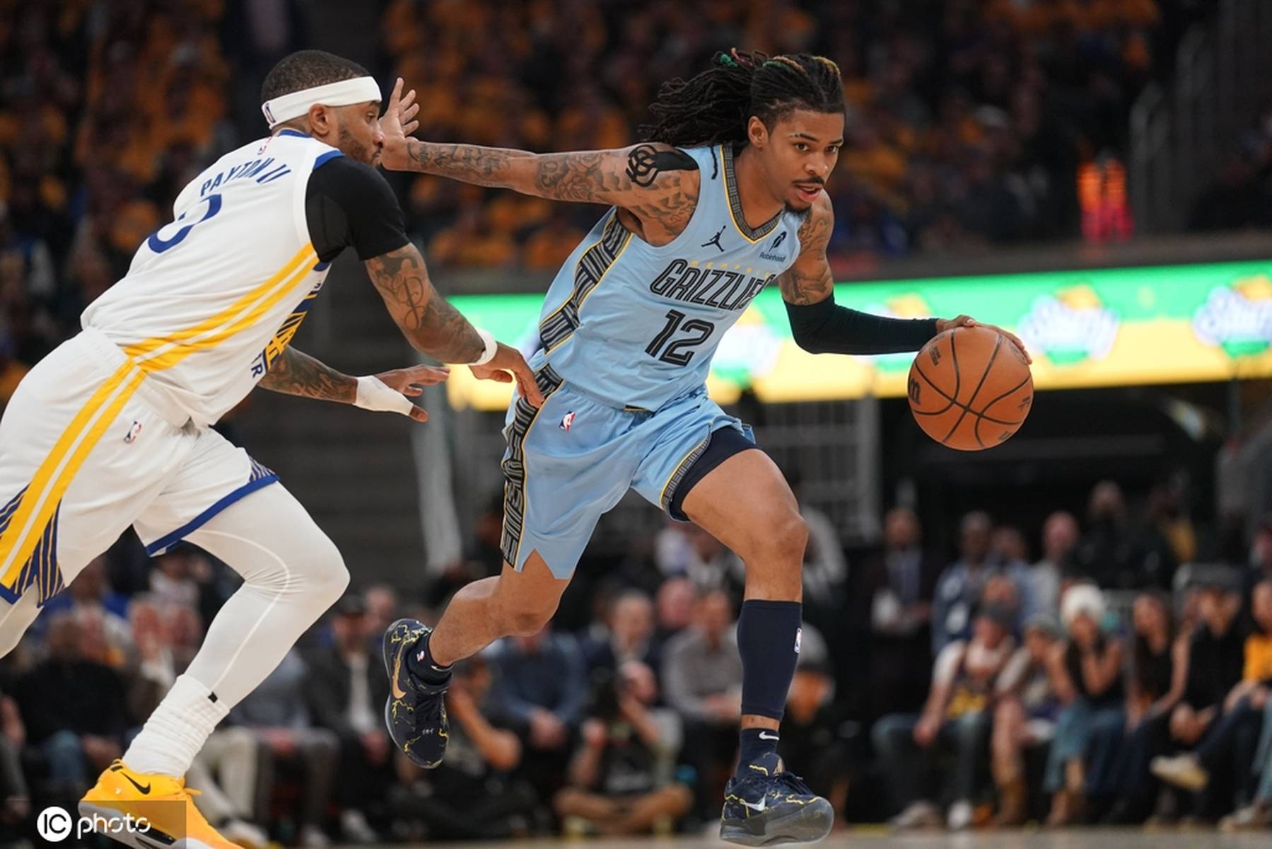 勇士击败灰熊，延续胜利势头