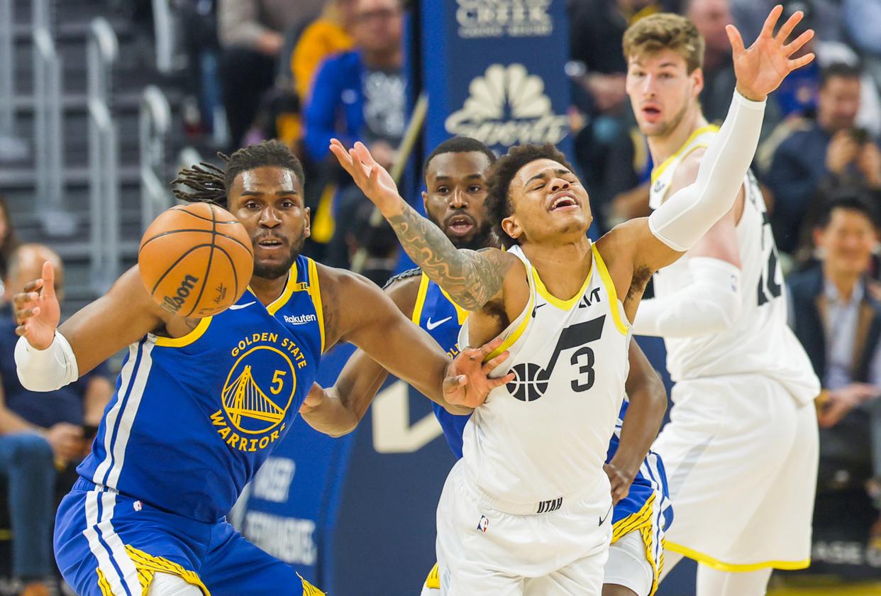 爵士主场大败勇士，遭遇溃败