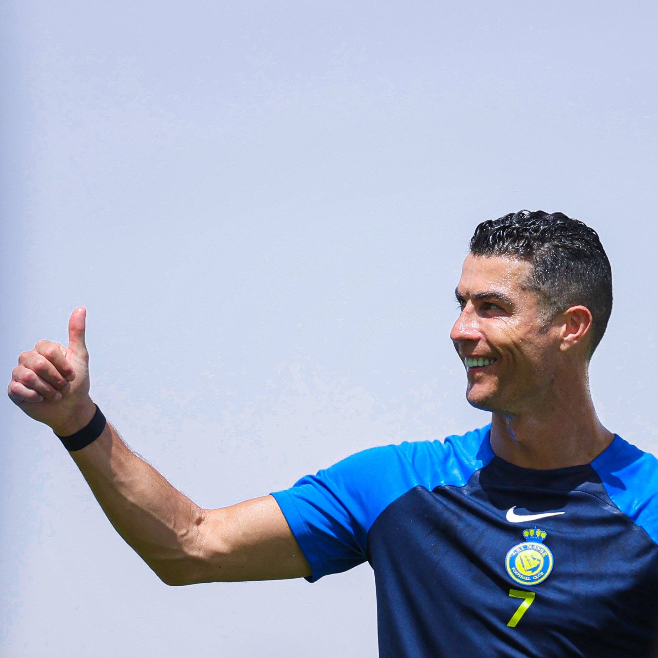 足球明星们的最新表现引发关注 足球明星们的最新表现引发关注