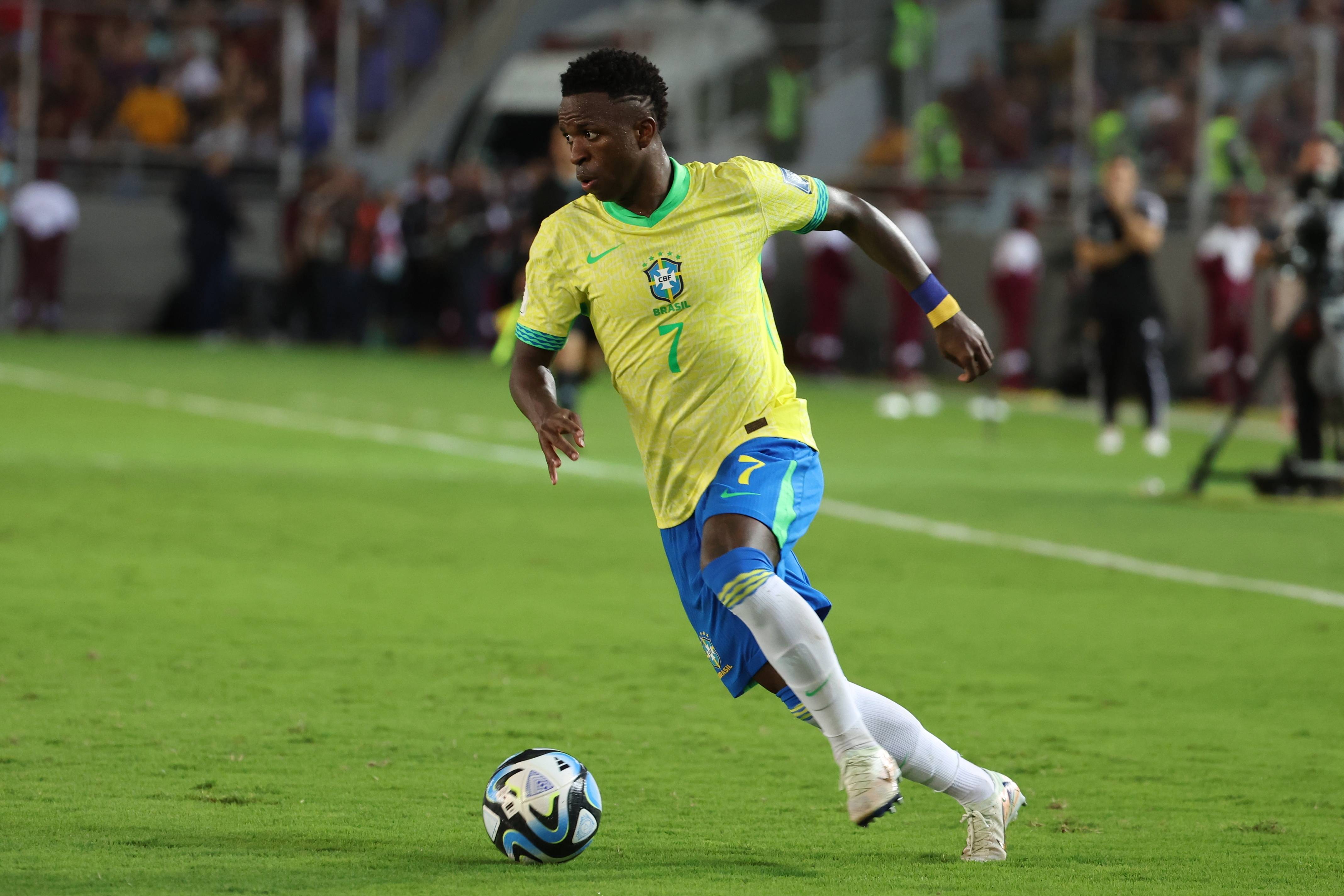 巴西举重队刷新世界纪录，成功晋级