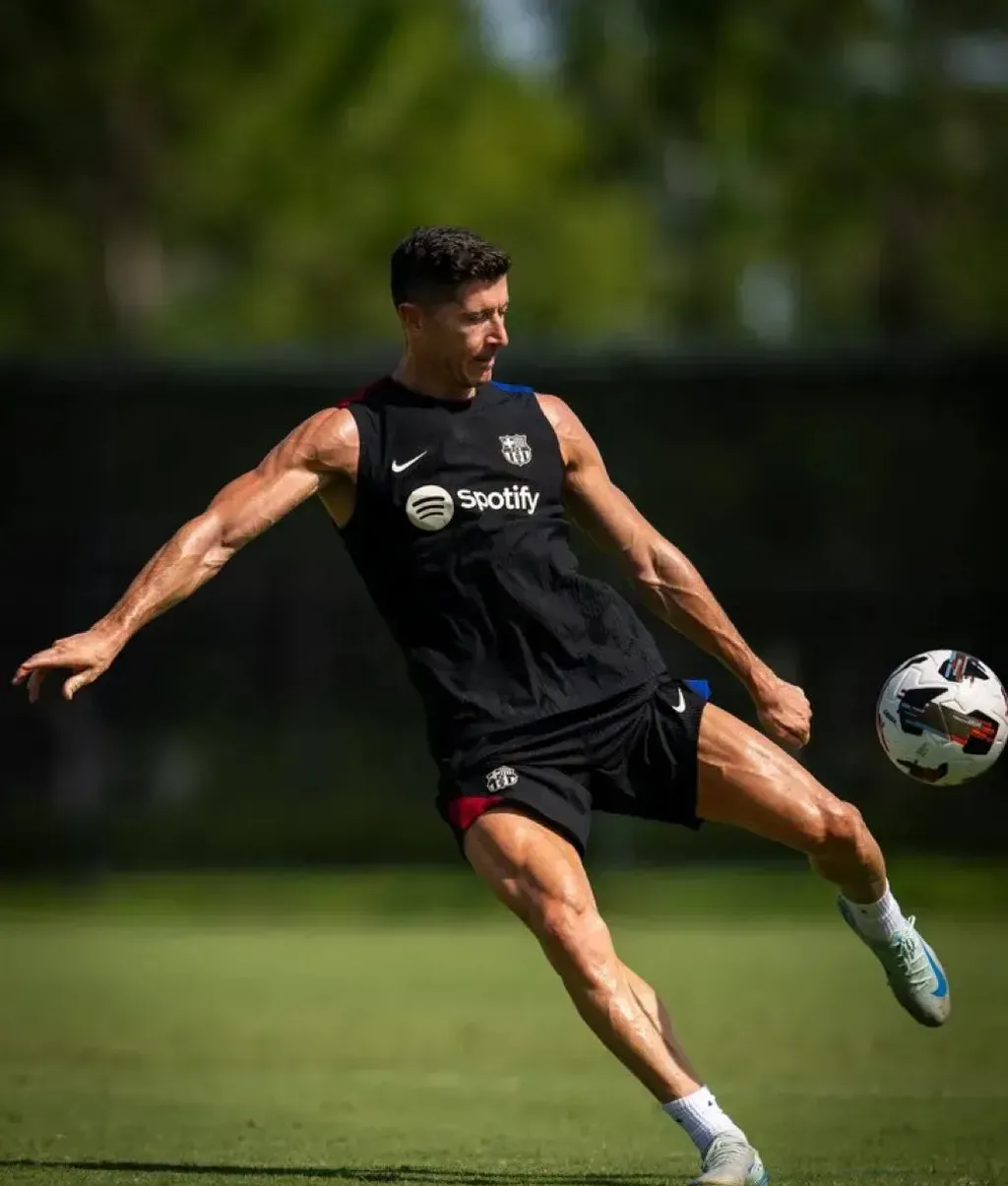 爱游戏体育网站-莱万特客场平局，难以挽回颓势