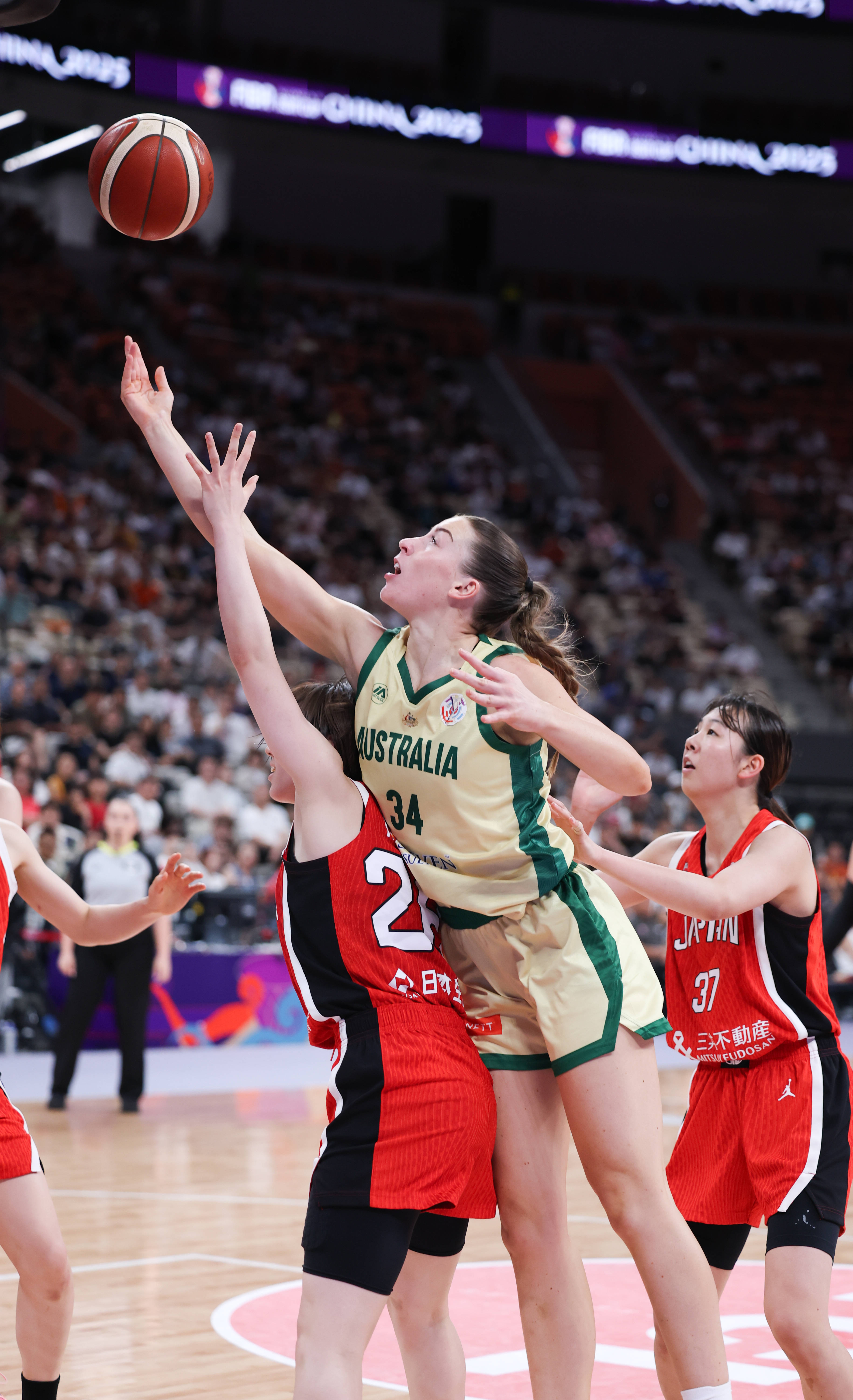 澳大利亚女篮队同德国队争夺亚洲杯的简单介绍 澳大利亚女篮队同德国队争夺亚洲杯的简单介绍