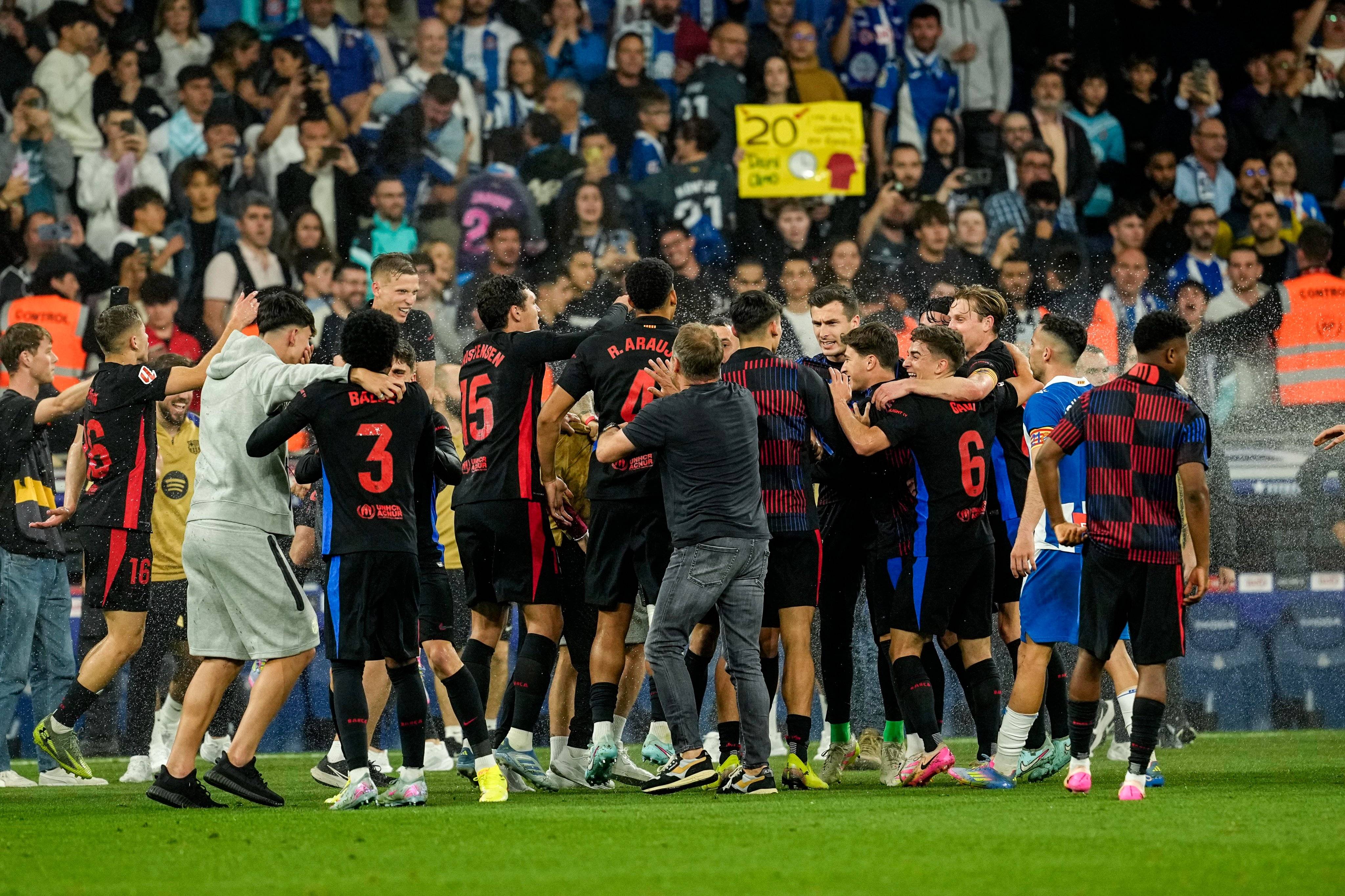 巴萨中场控制局面，取得关键胜利的简单介绍