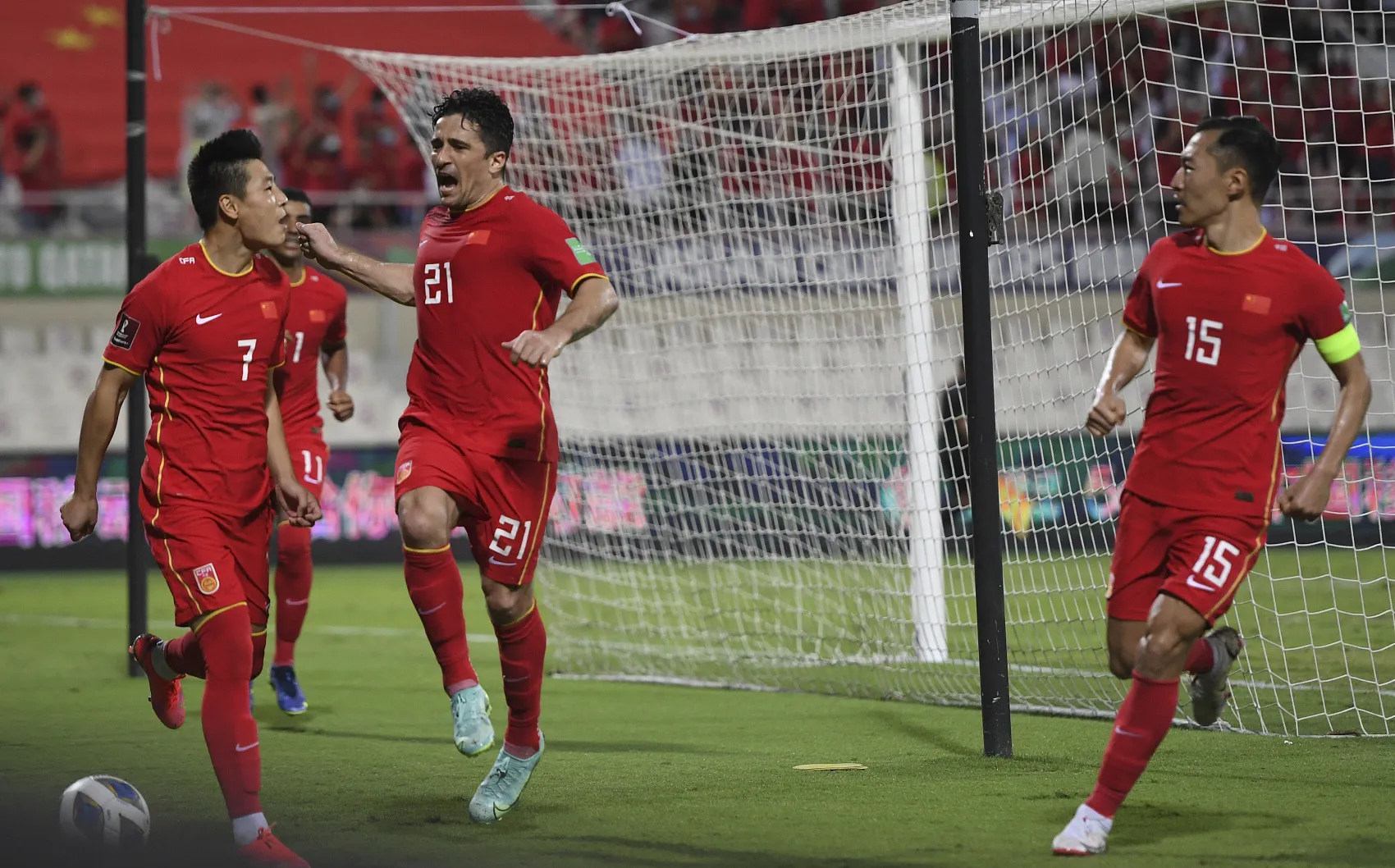 澳大利亚球队意外夺冠外战，崭露头角