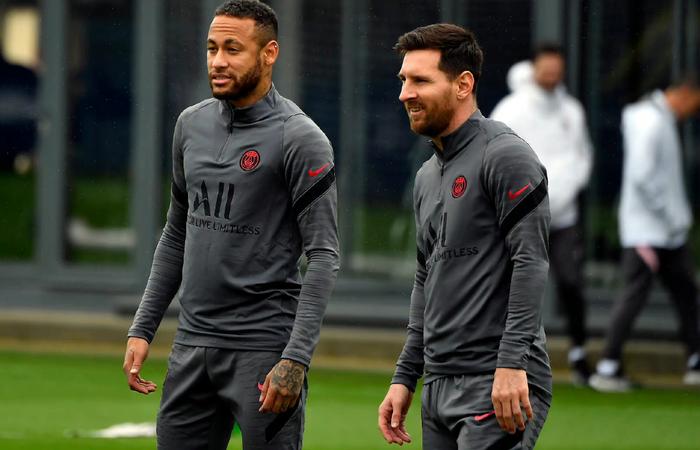 爱游戏体育平台-梅西领衔，巴黎圣日耳曼备战欧冠关键战