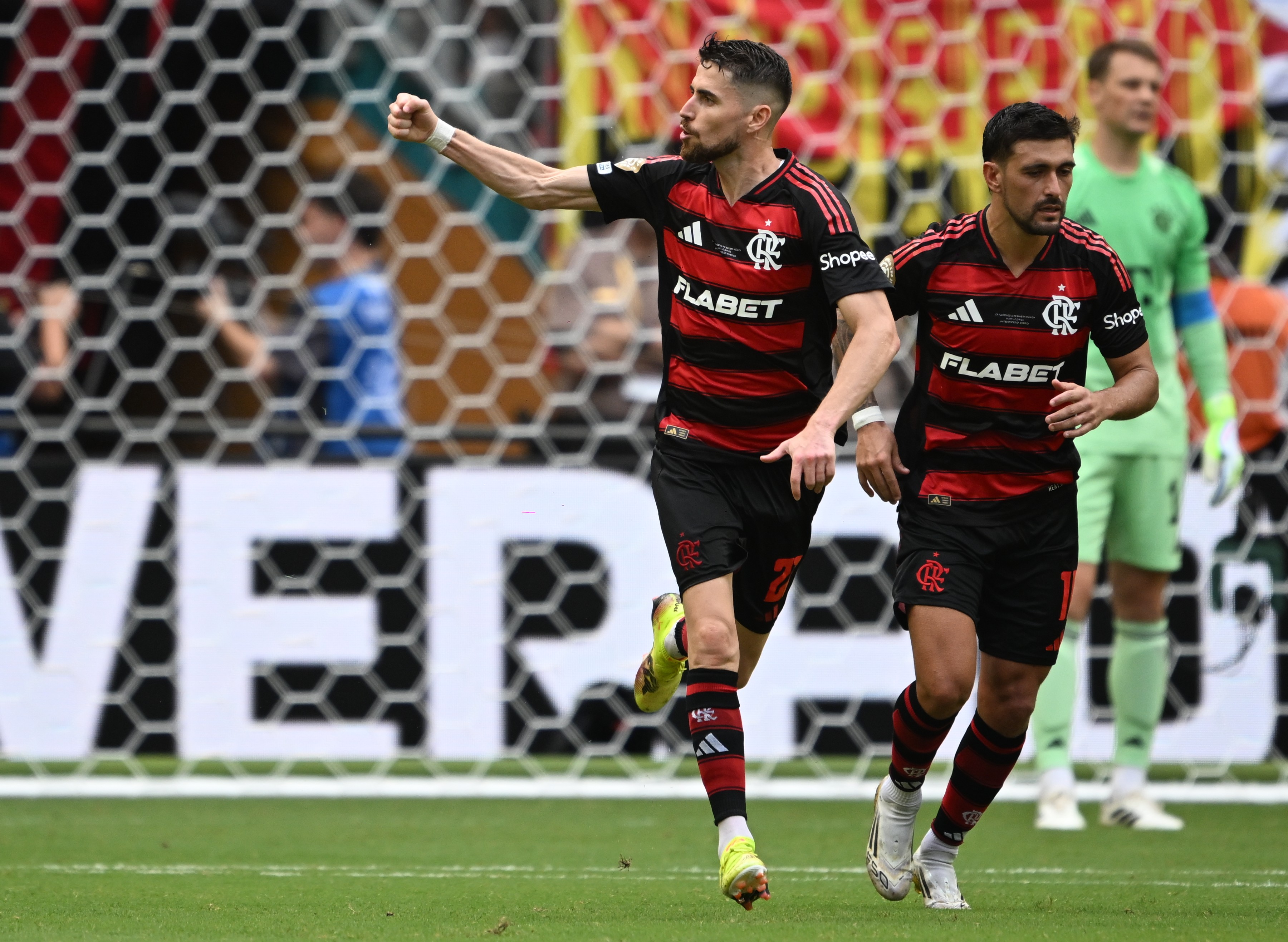 拜仁佳绩不断，晋级半决赛