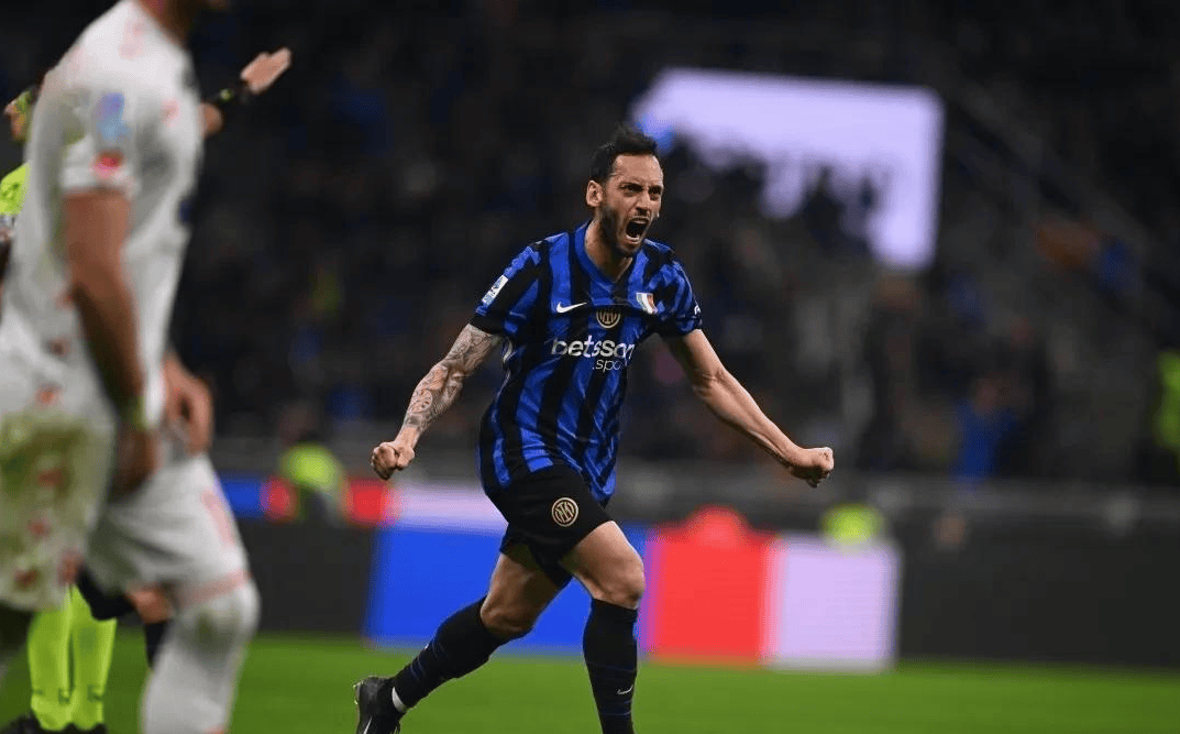 国米前锋连场进球，攻击力强劲