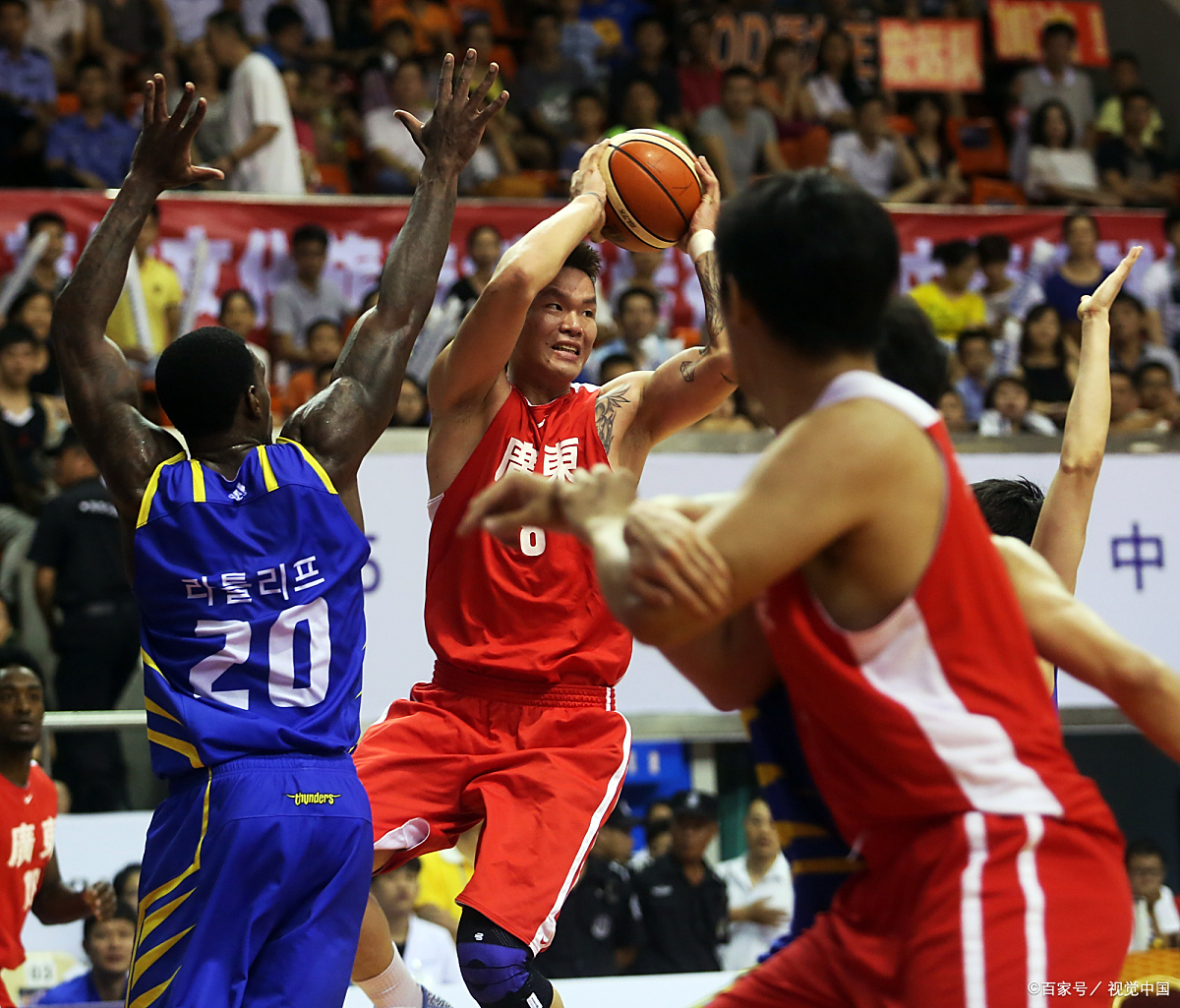 教练组为球员在比赛中的付出感到自豪的简单介绍